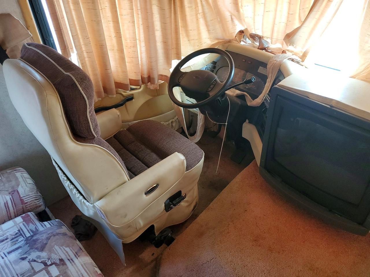 1999 OTHER RV RECREATION