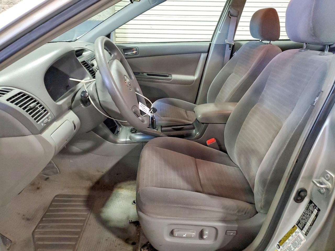 2005 TOYOTA CAMRY