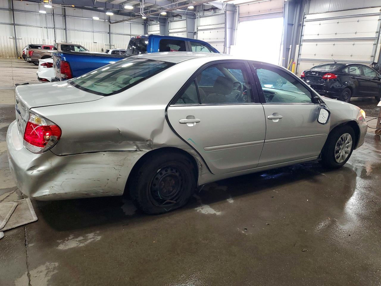 2005 TOYOTA CAMRY