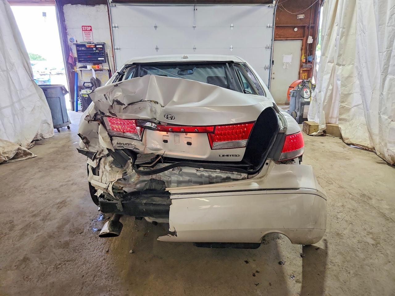2008 HYUNDAI AZERA