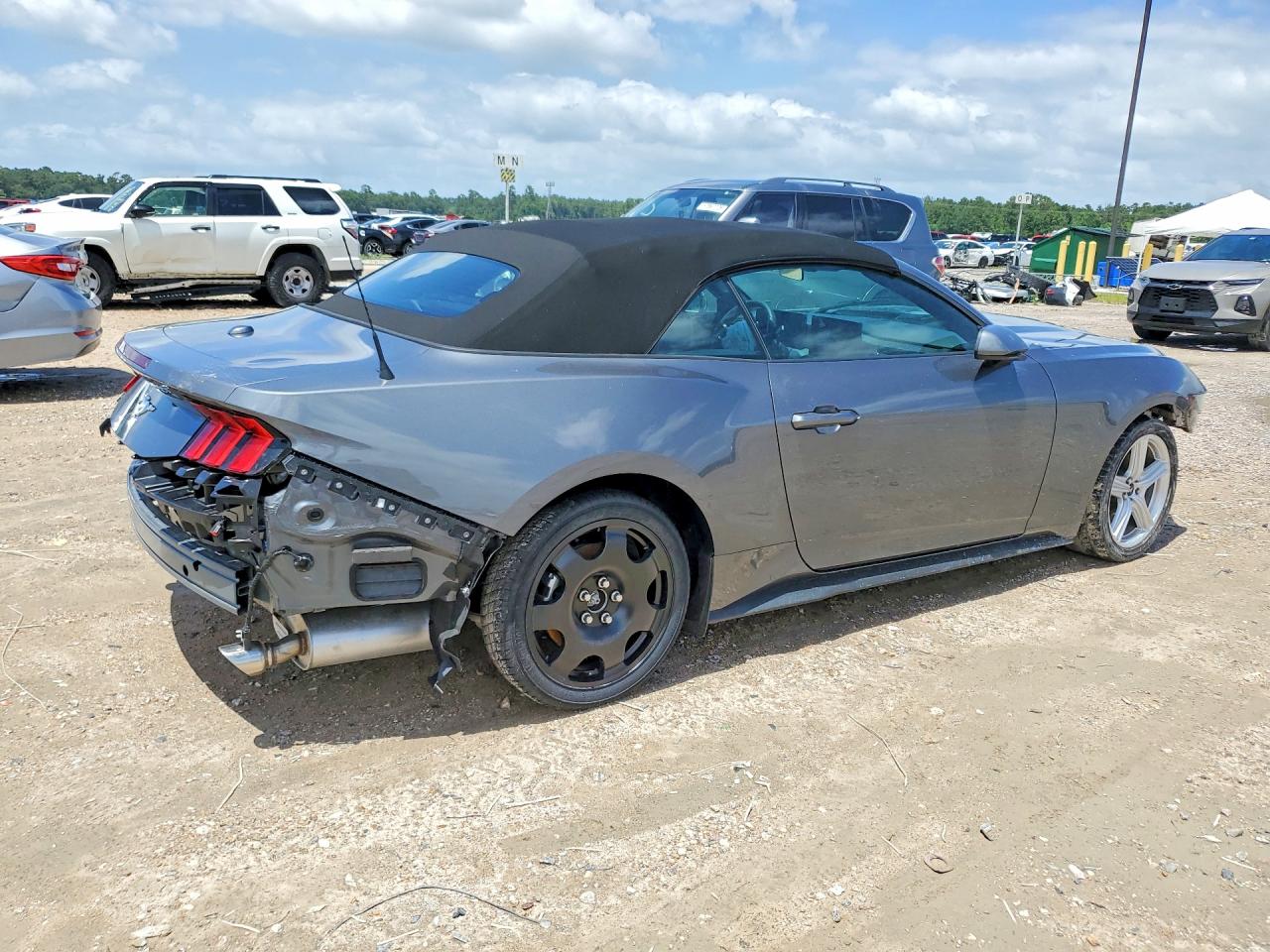 2026 FORD MUSTANG