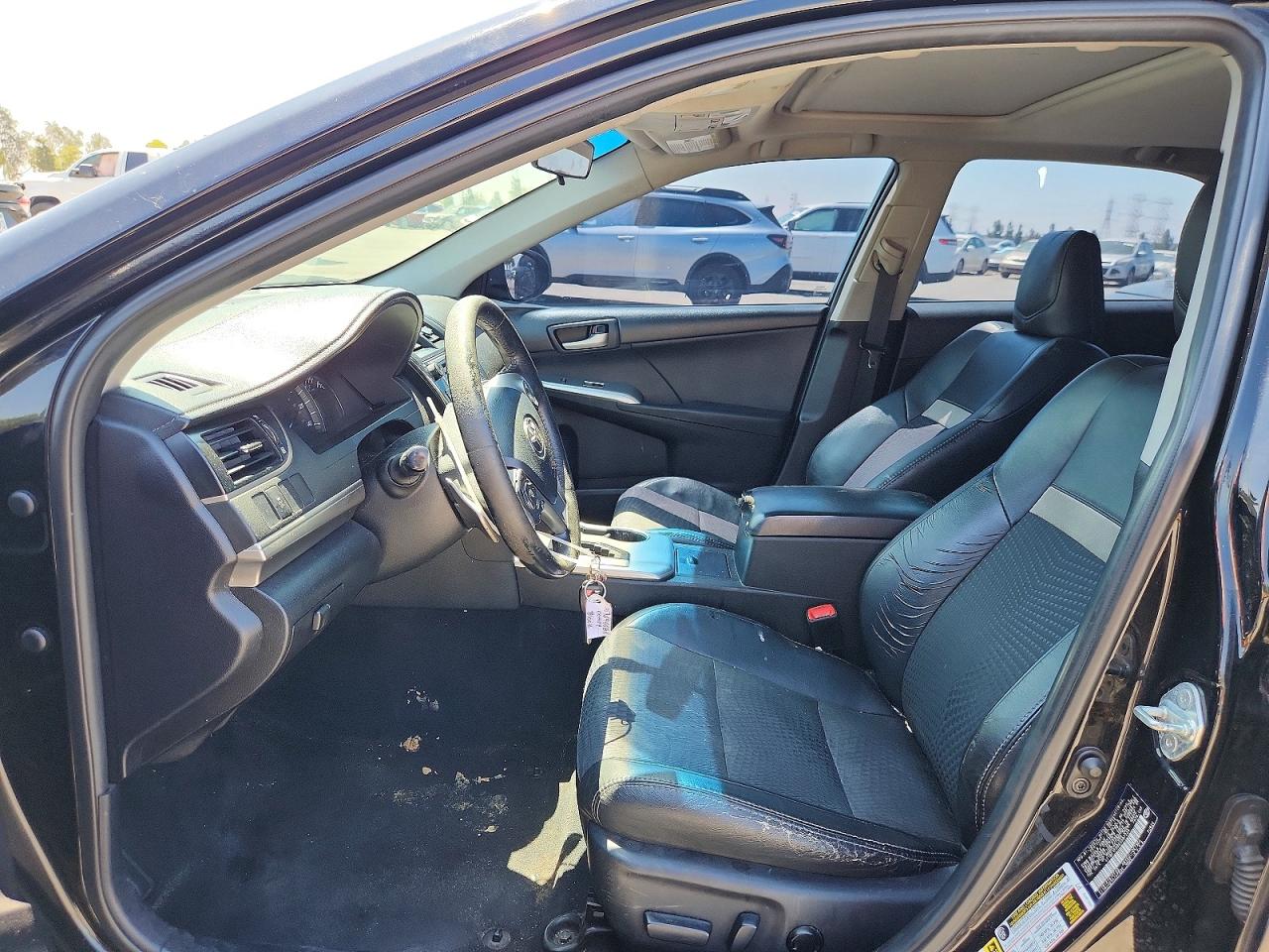 2012 TOYOTA CAMRY