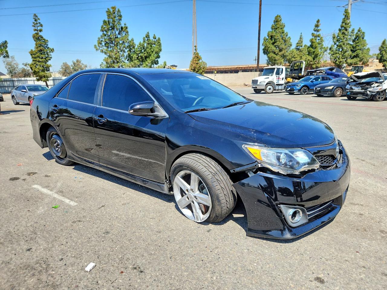 2012 TOYOTA CAMRY