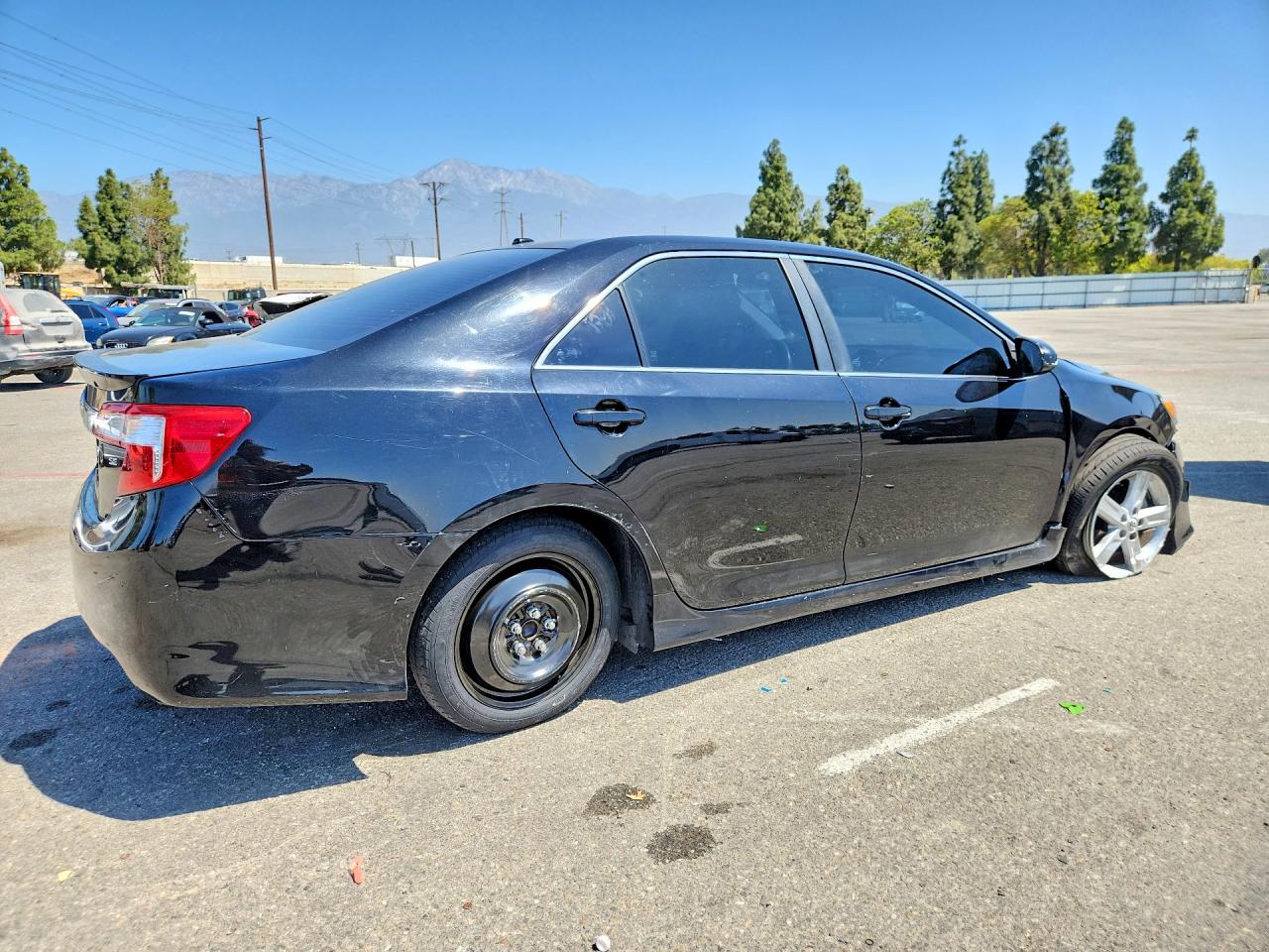 2012 TOYOTA CAMRY