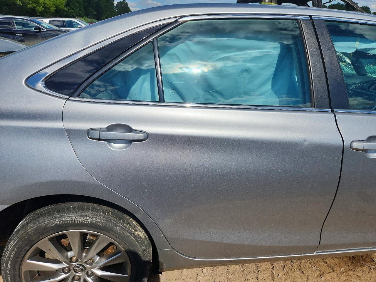 2016 TOYOTA CAMRY