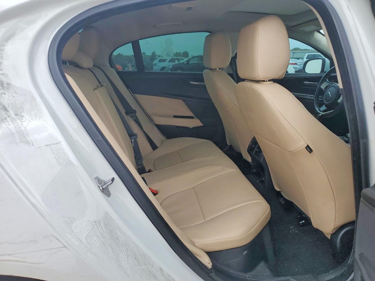 2017 JAGUAR XE