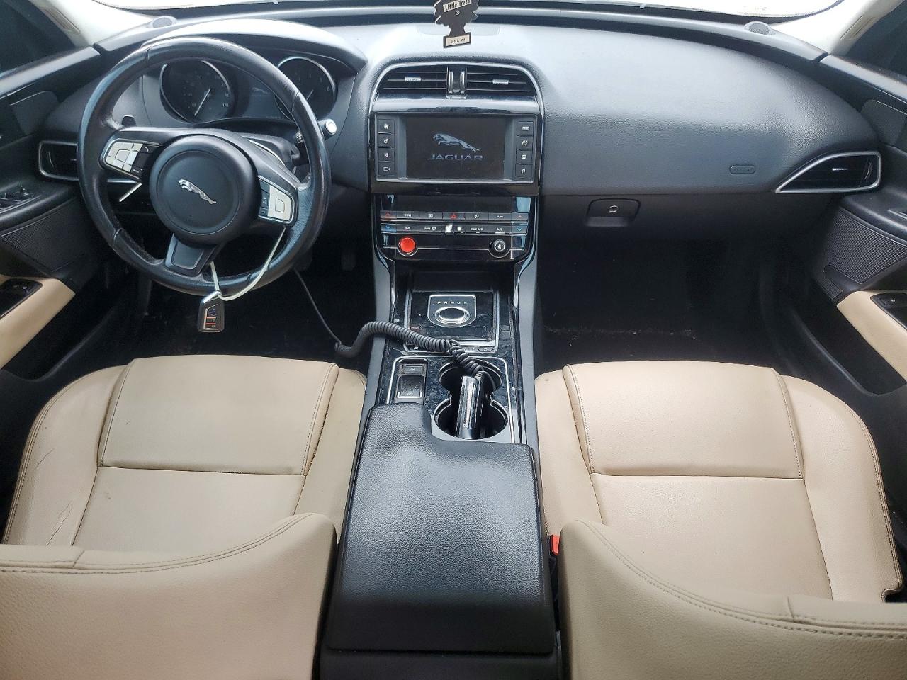 2017 JAGUAR XE