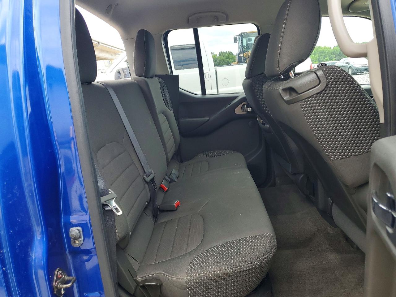 2013 NISSAN FRONTIER
