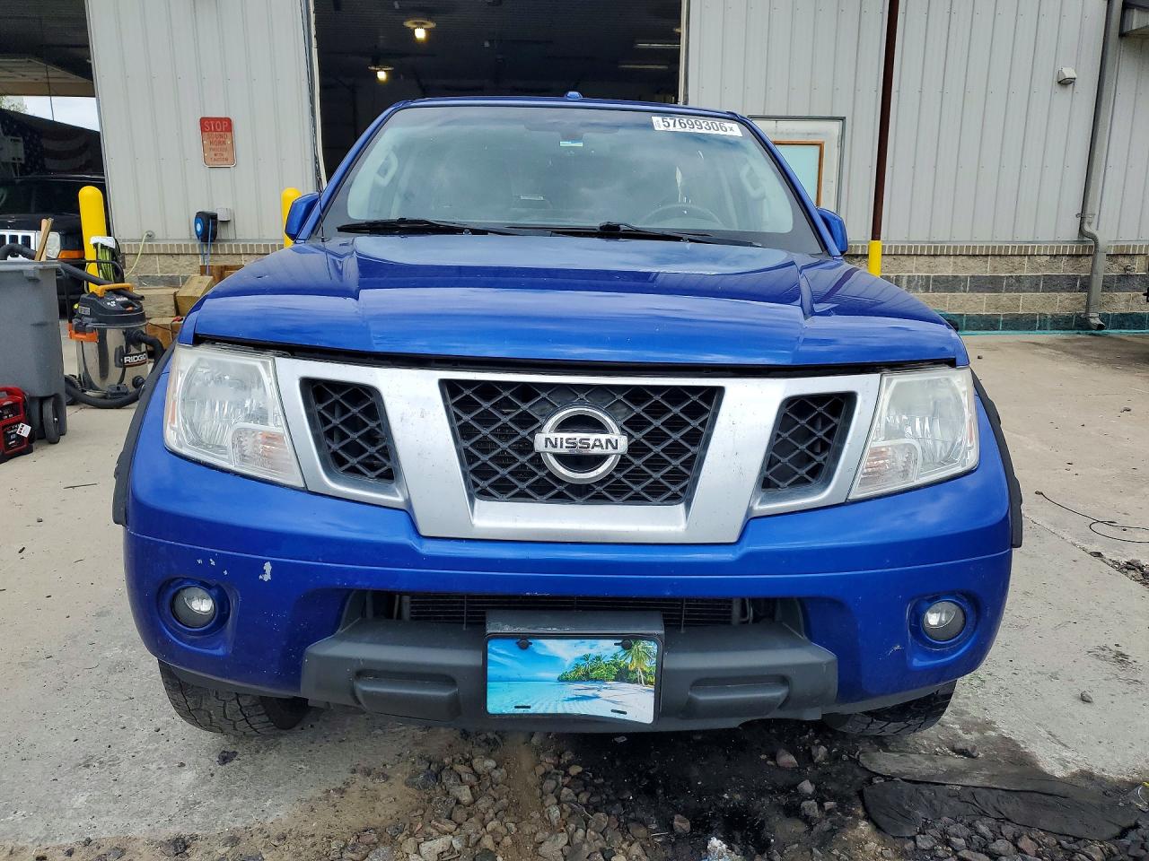 2013 NISSAN FRONTIER