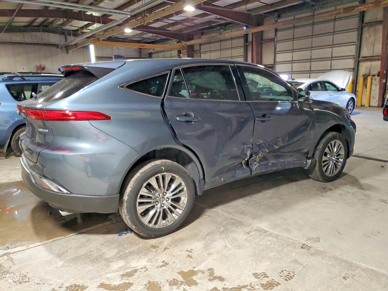 2024 TOYOTA VENZA