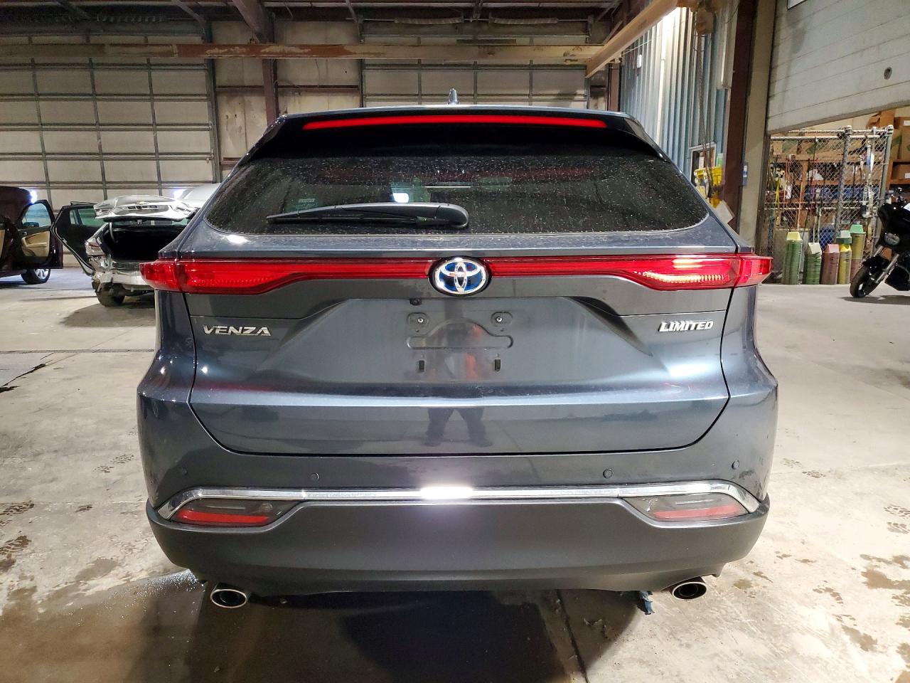 2024 TOYOTA VENZA
