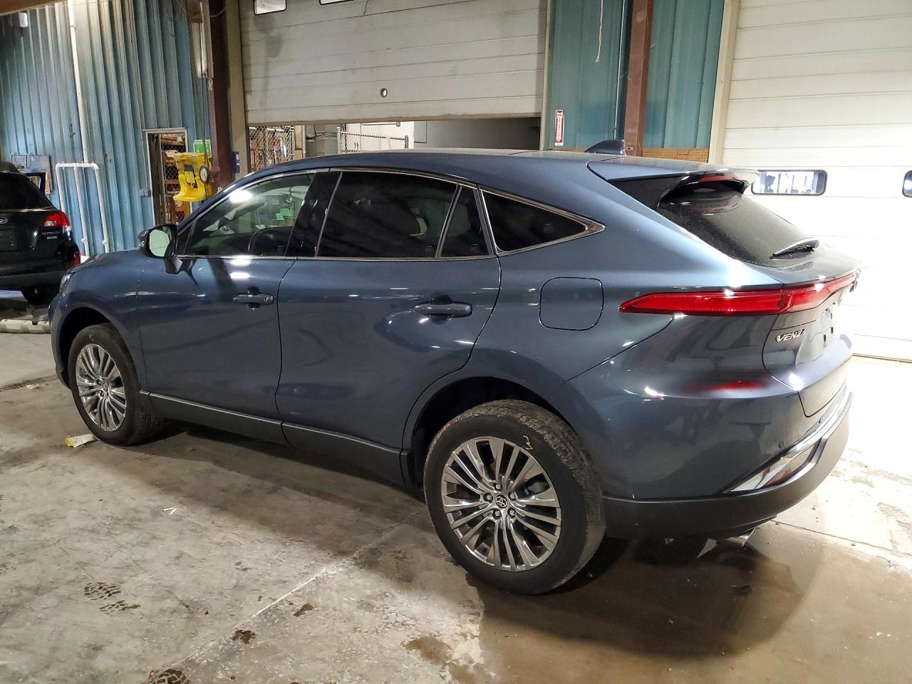 2024 TOYOTA VENZA