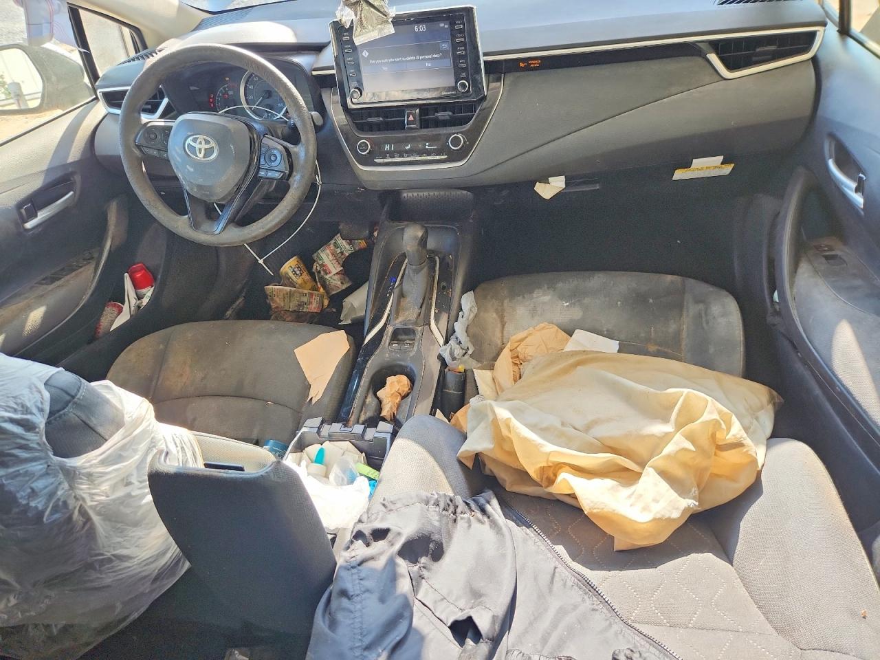 2021 TOYOTA COROLLA