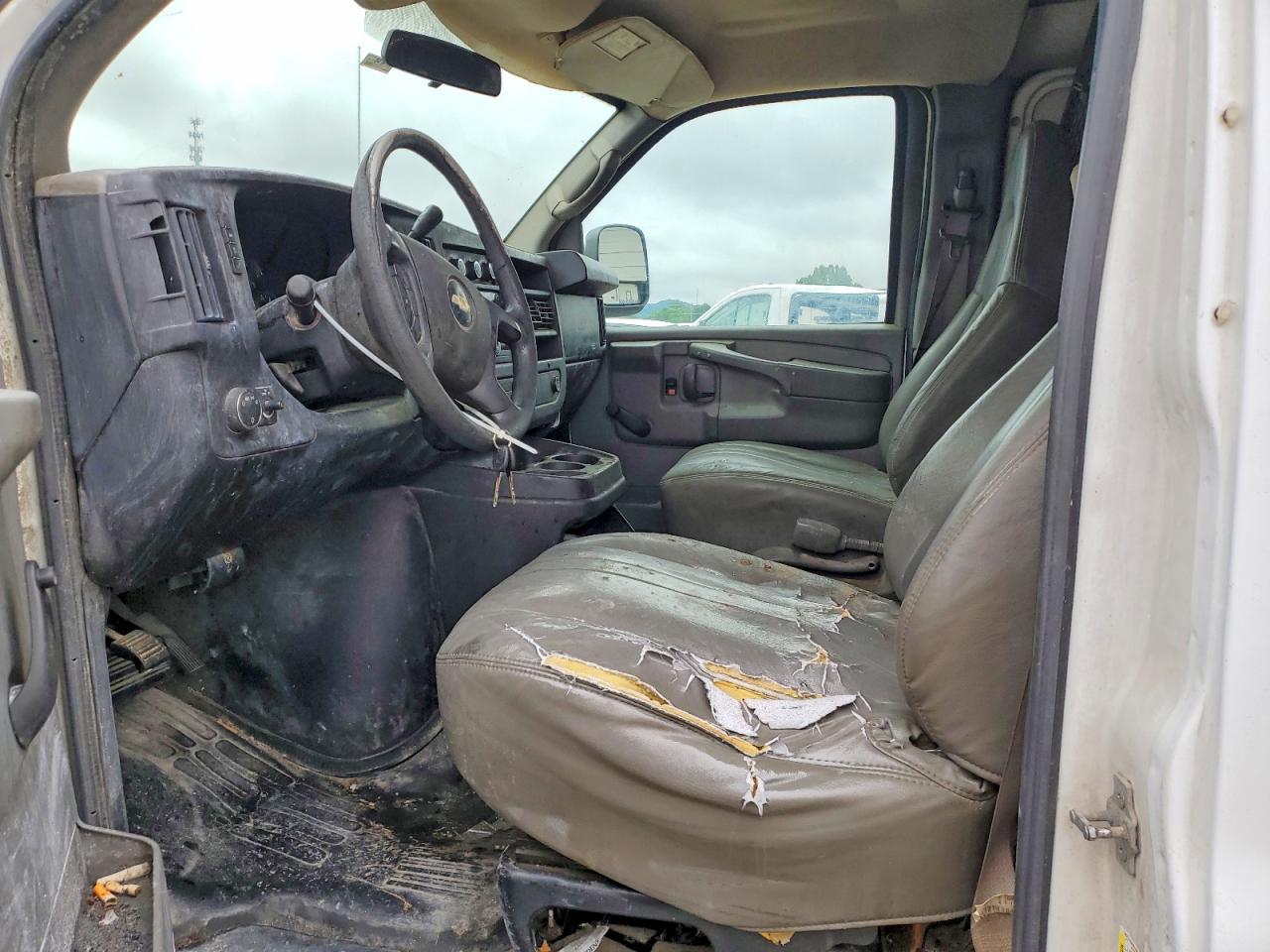 2009 CHEVROLET EXPRESS