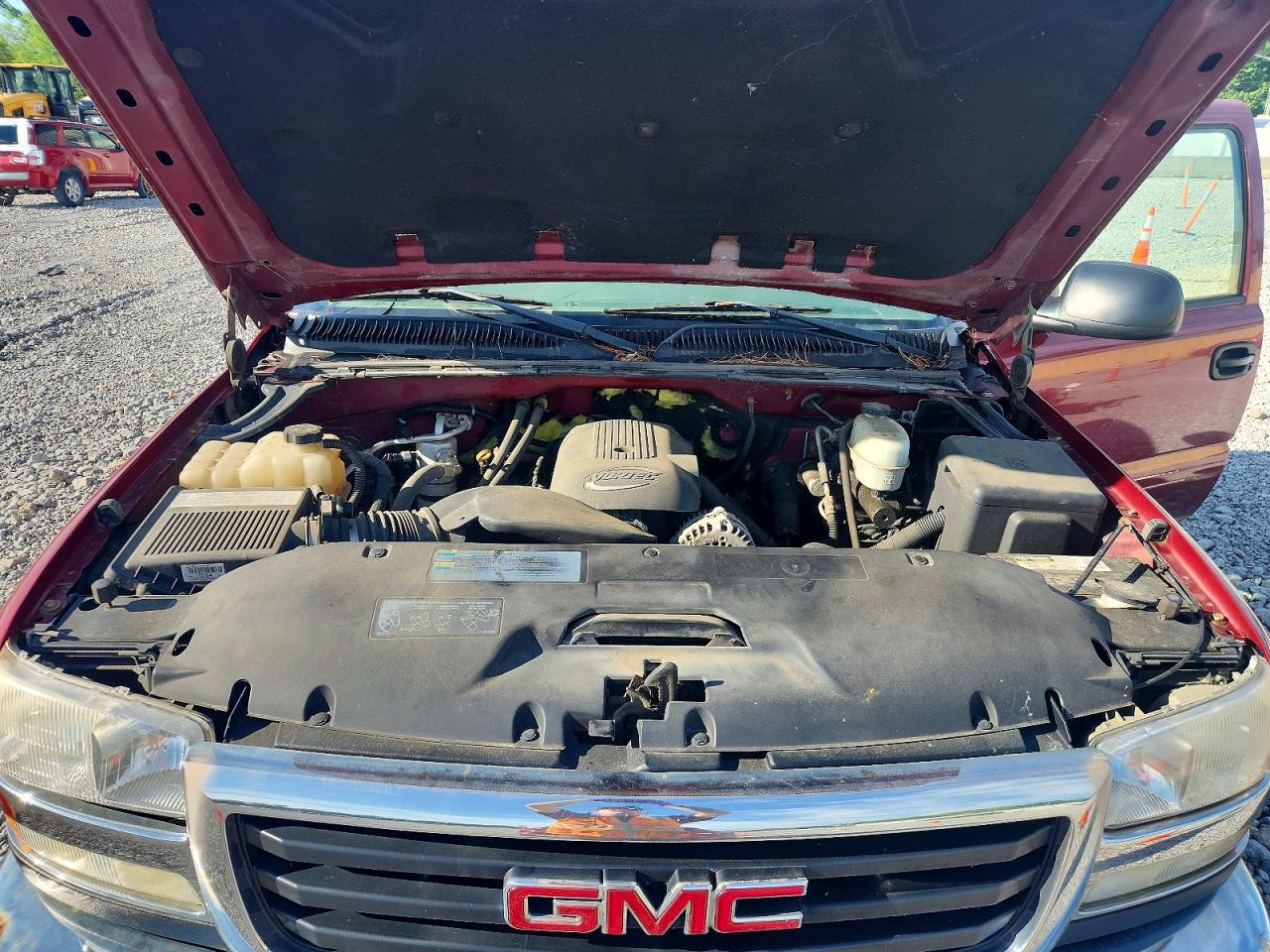 2005 GMC SIERRA
