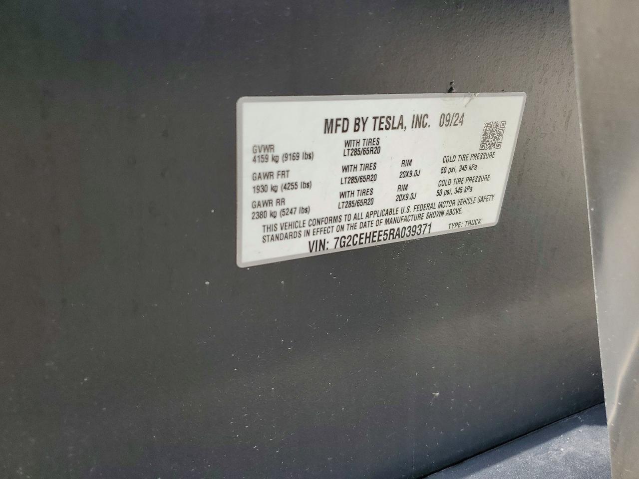 2024 TESLA CYBERTRUCK