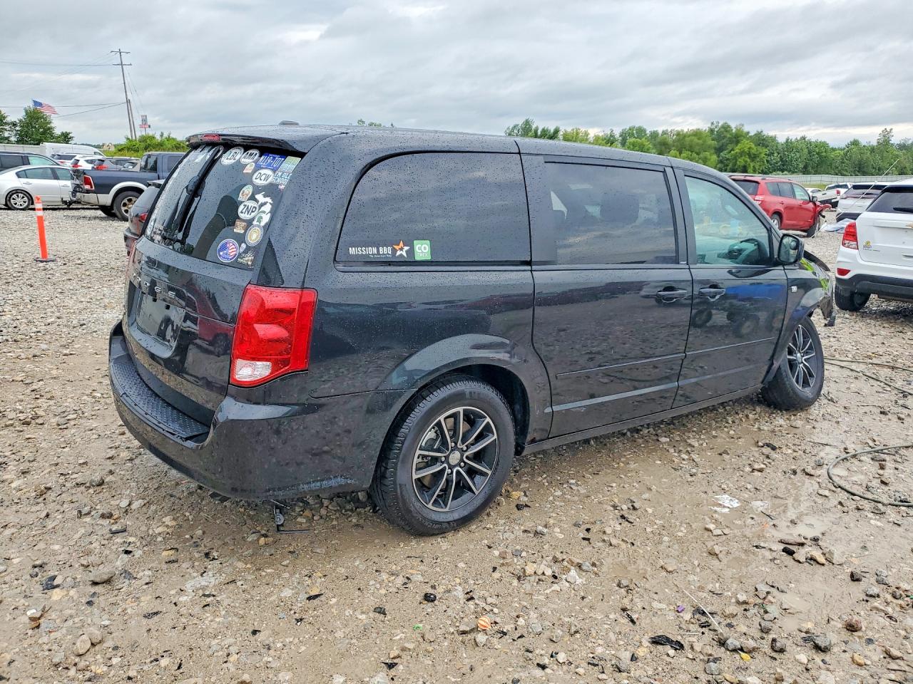 2014 DODGE CARAVAN