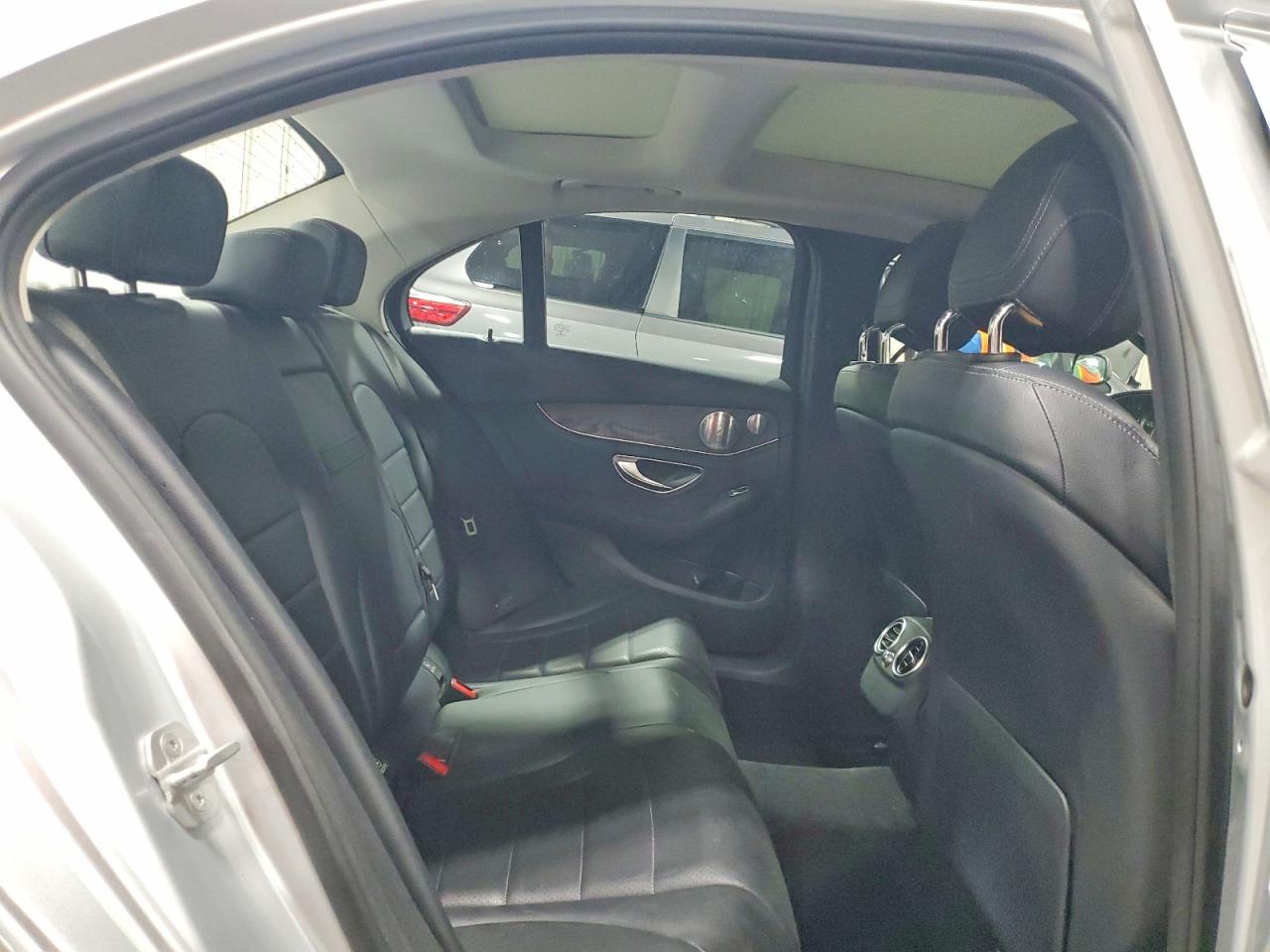 2015 MERCEDES-BENZ C-CLASS