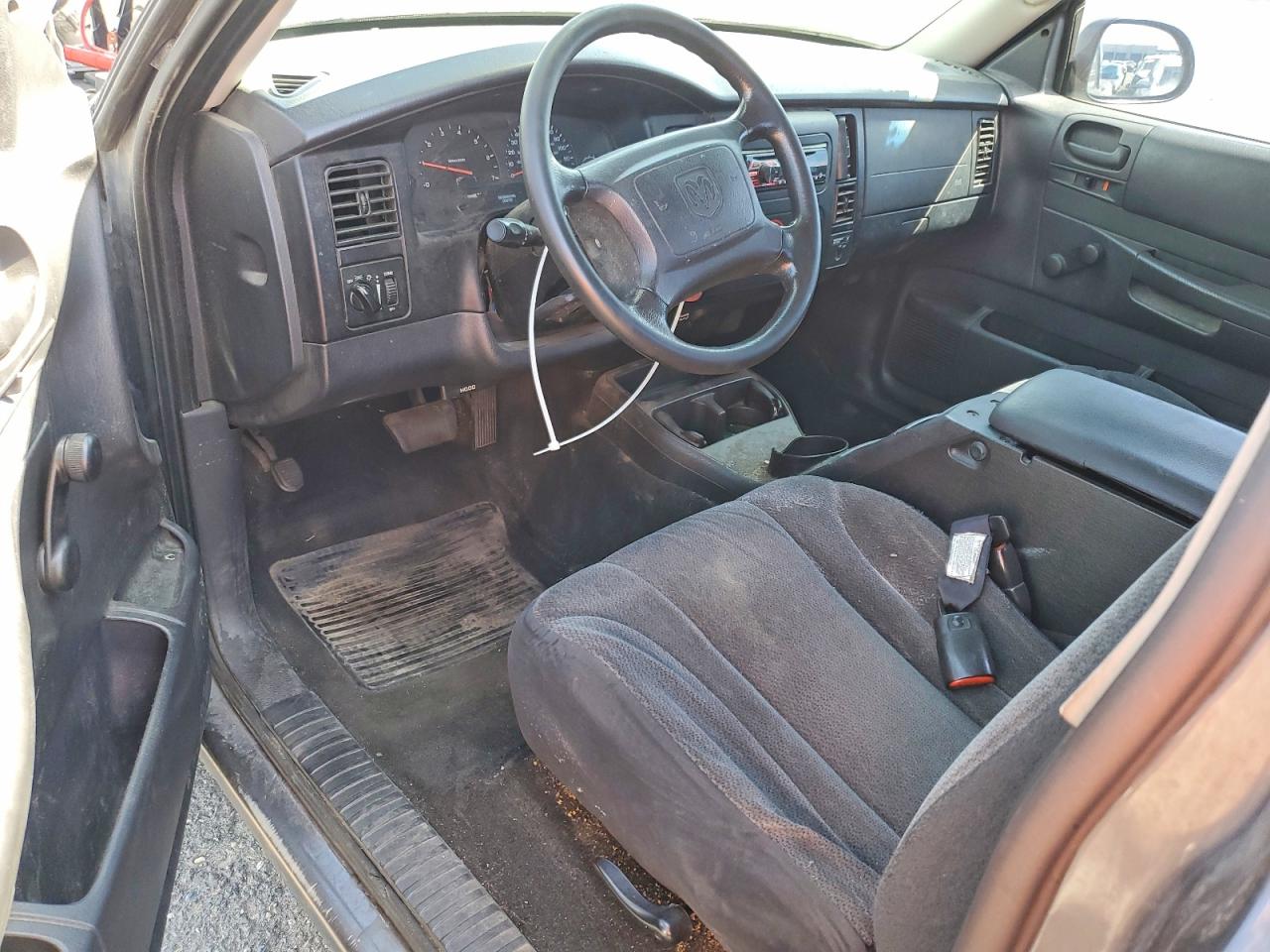 2004 DODGE DAKOTA