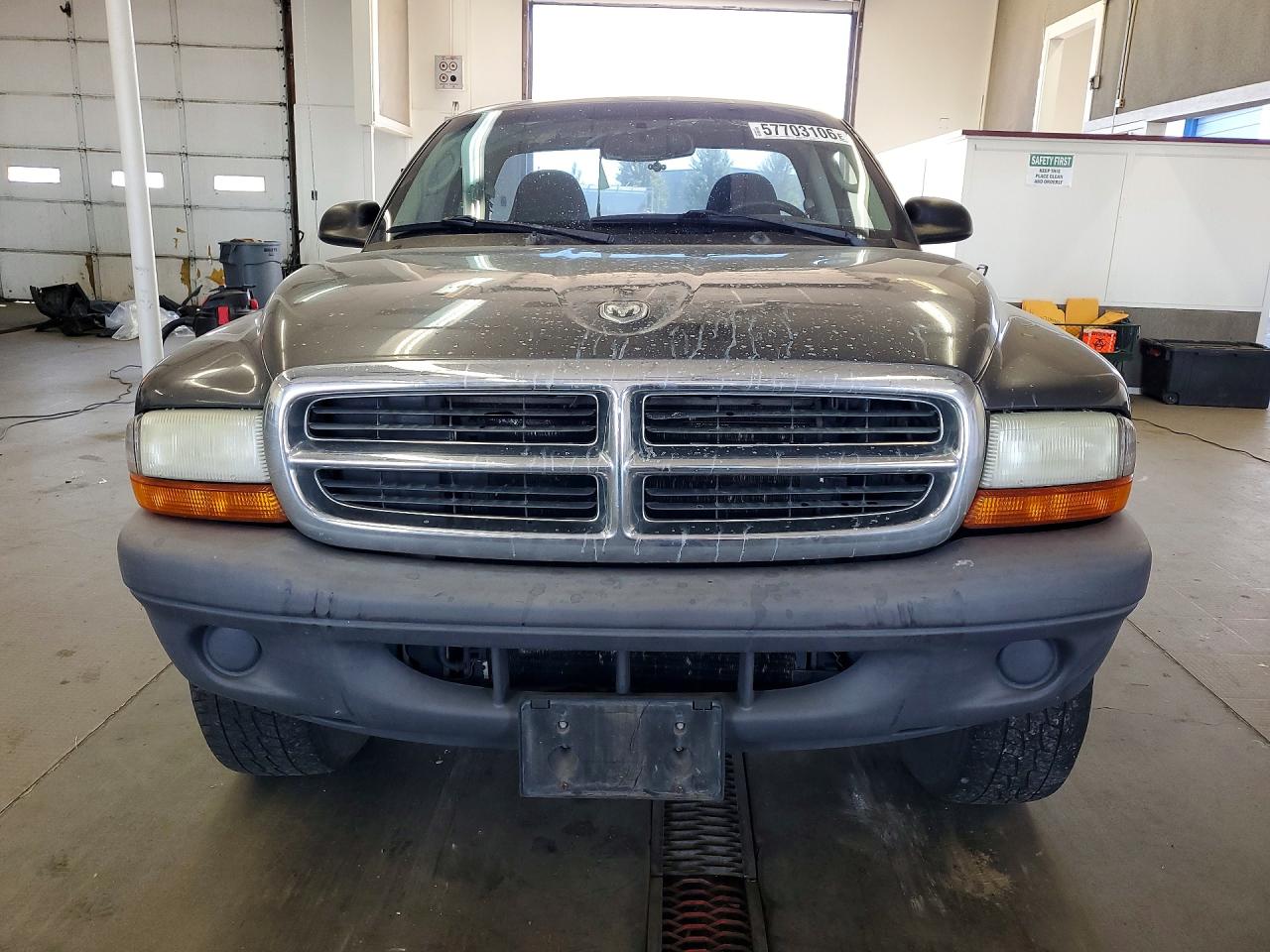 2004 DODGE DAKOTA