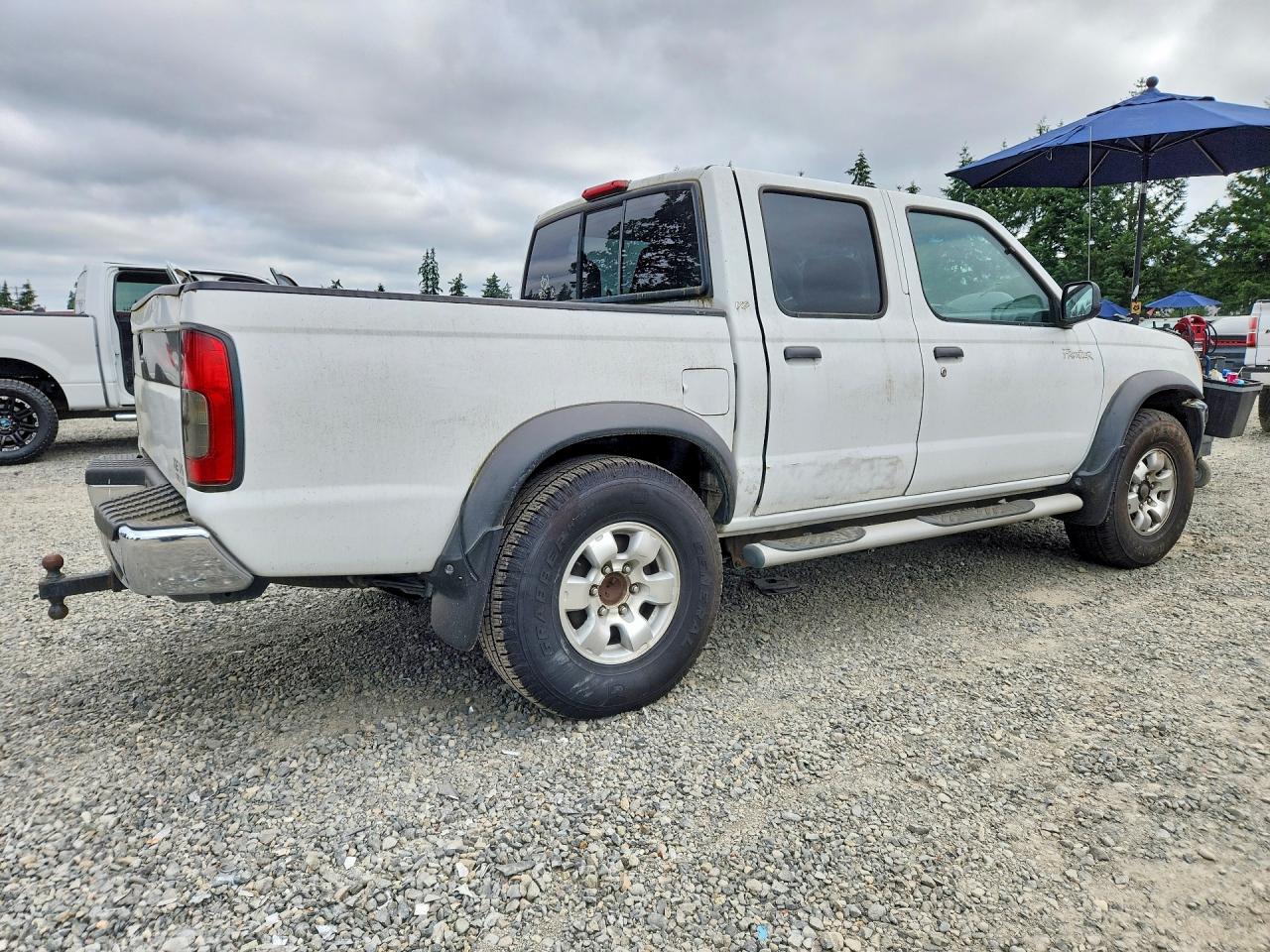 2000 NISSAN FRONTIER