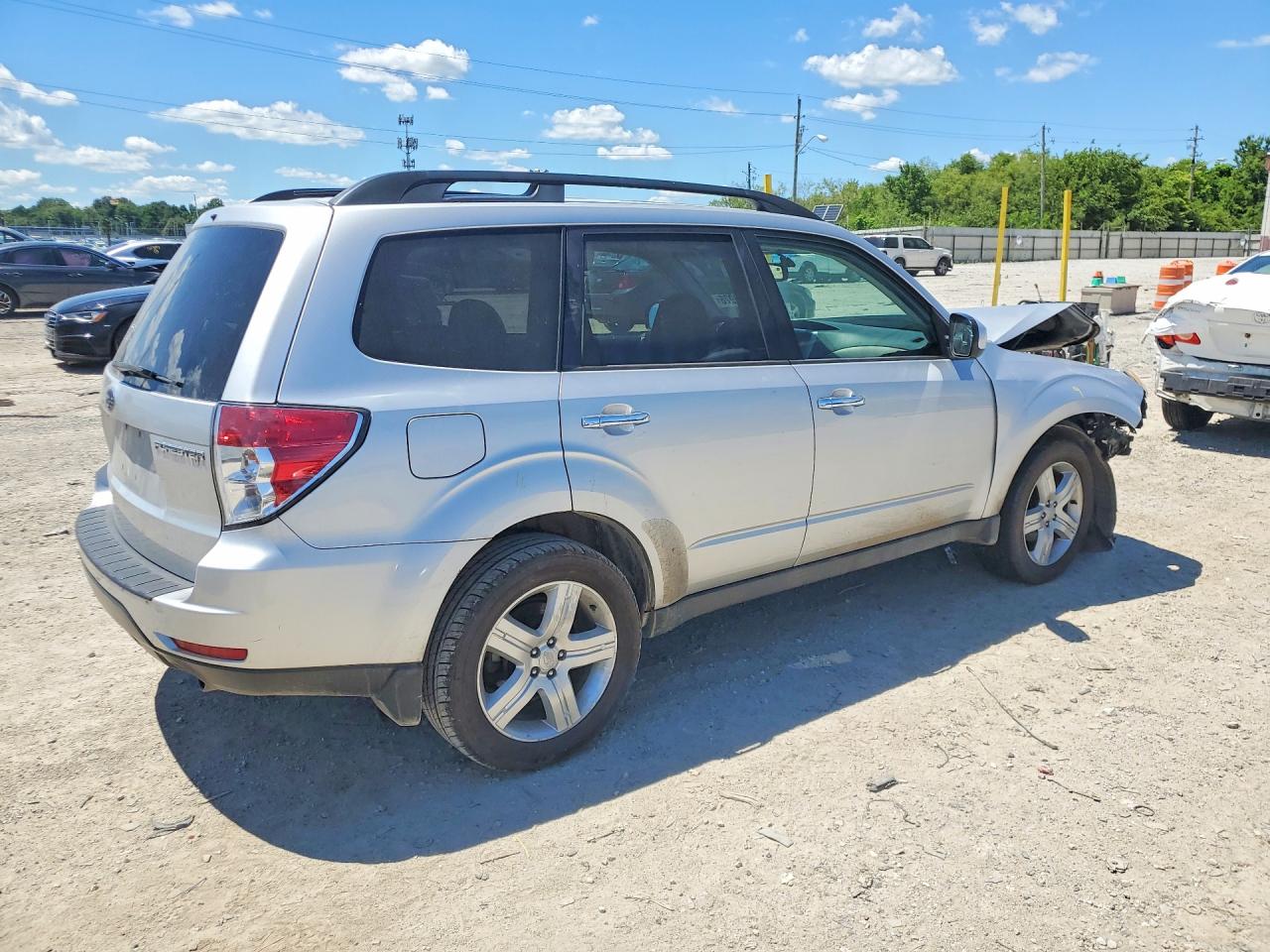 2010 SUBARU FORESTER