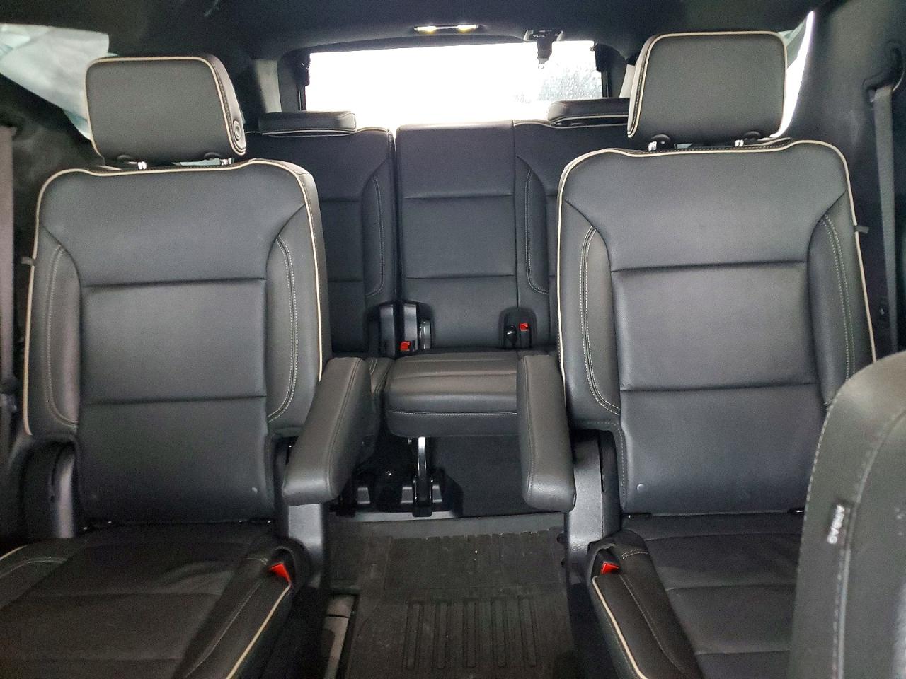 2025 GMC YUKON