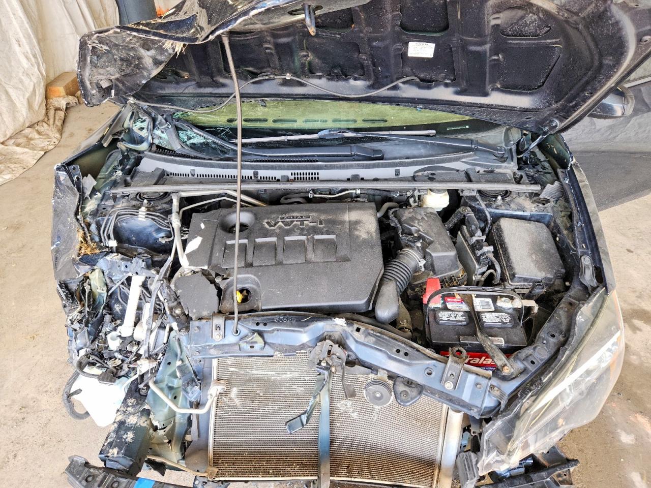 2019 TOYOTA COROLLA