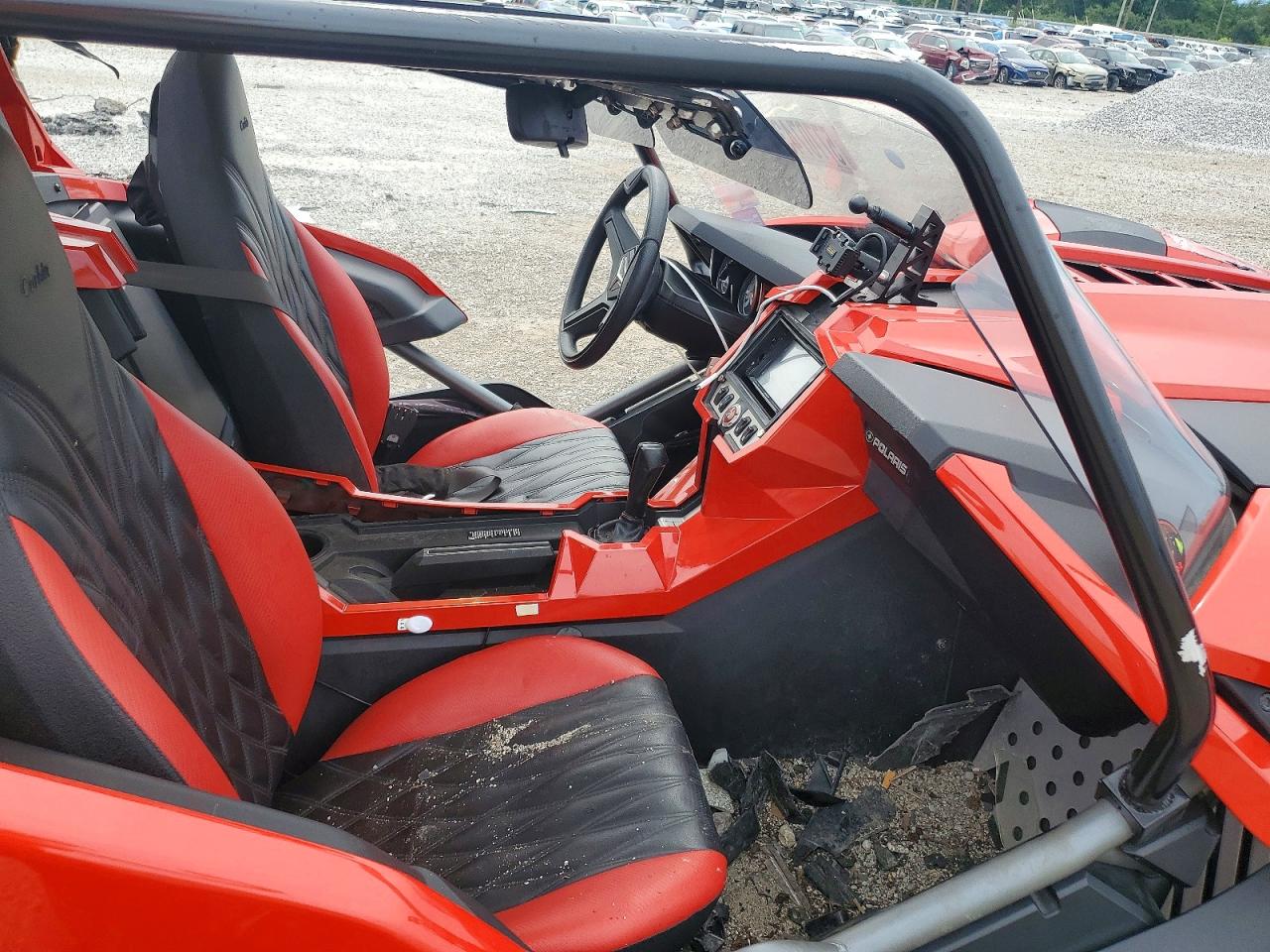 2015 POLARIS SLINGSHOT