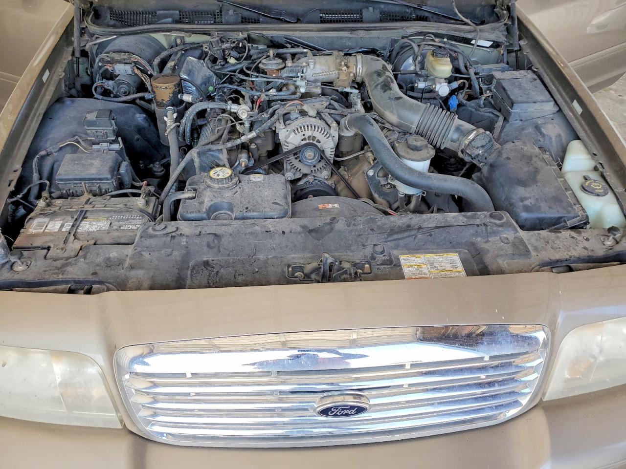 2001 FORD CROWN VIC
