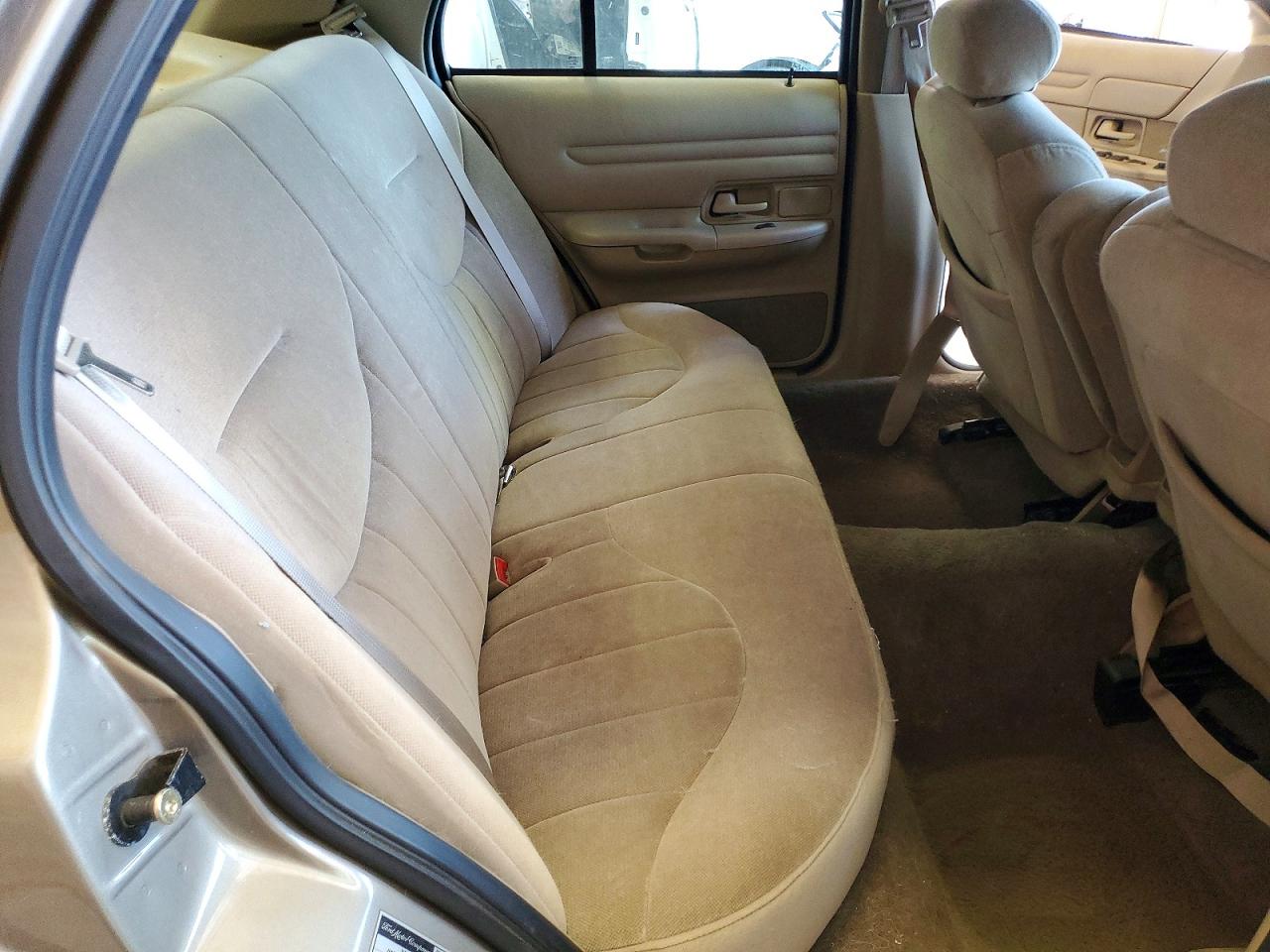 2001 FORD CROWN VIC