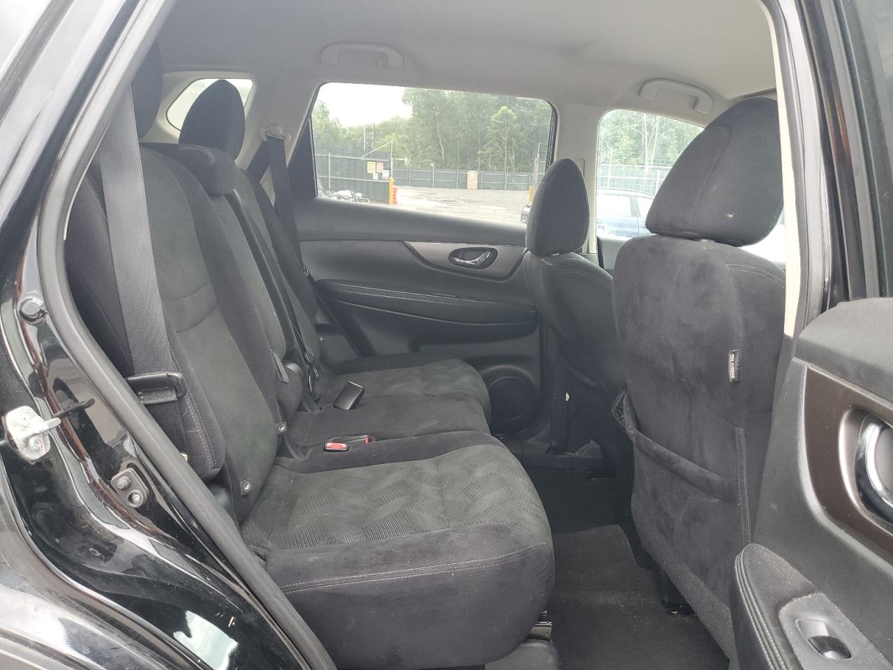 2015 NISSAN ROGUE