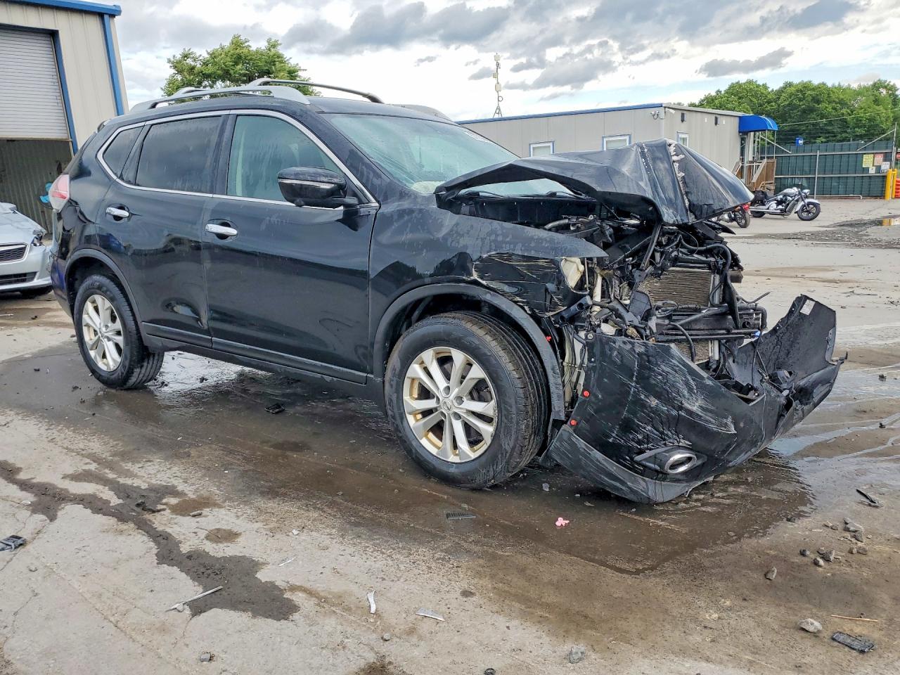2015 NISSAN ROGUE