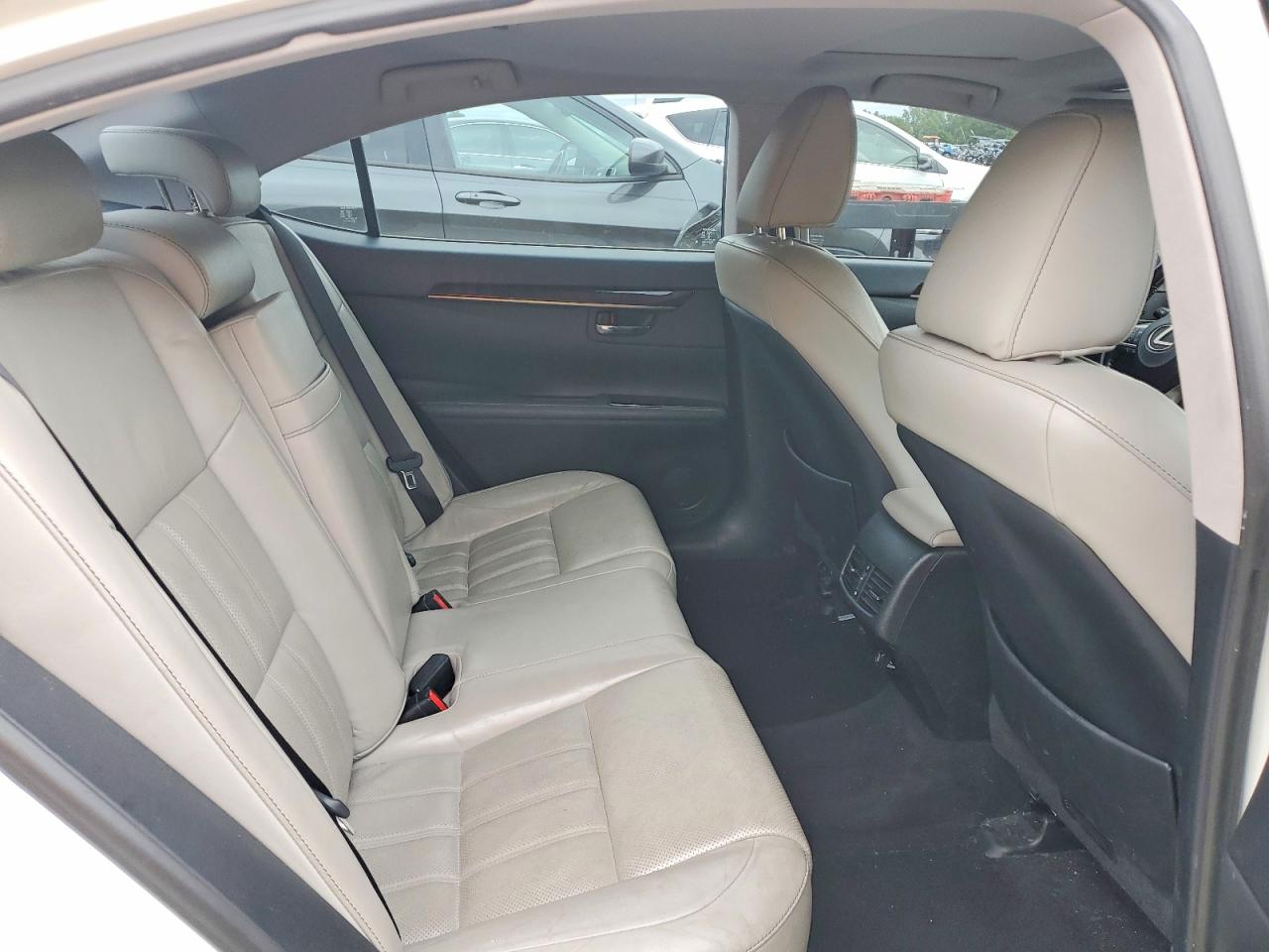 2017 LEXUS ES350