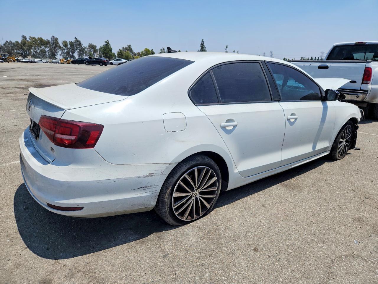 2017 VOLKSWAGEN JETTA