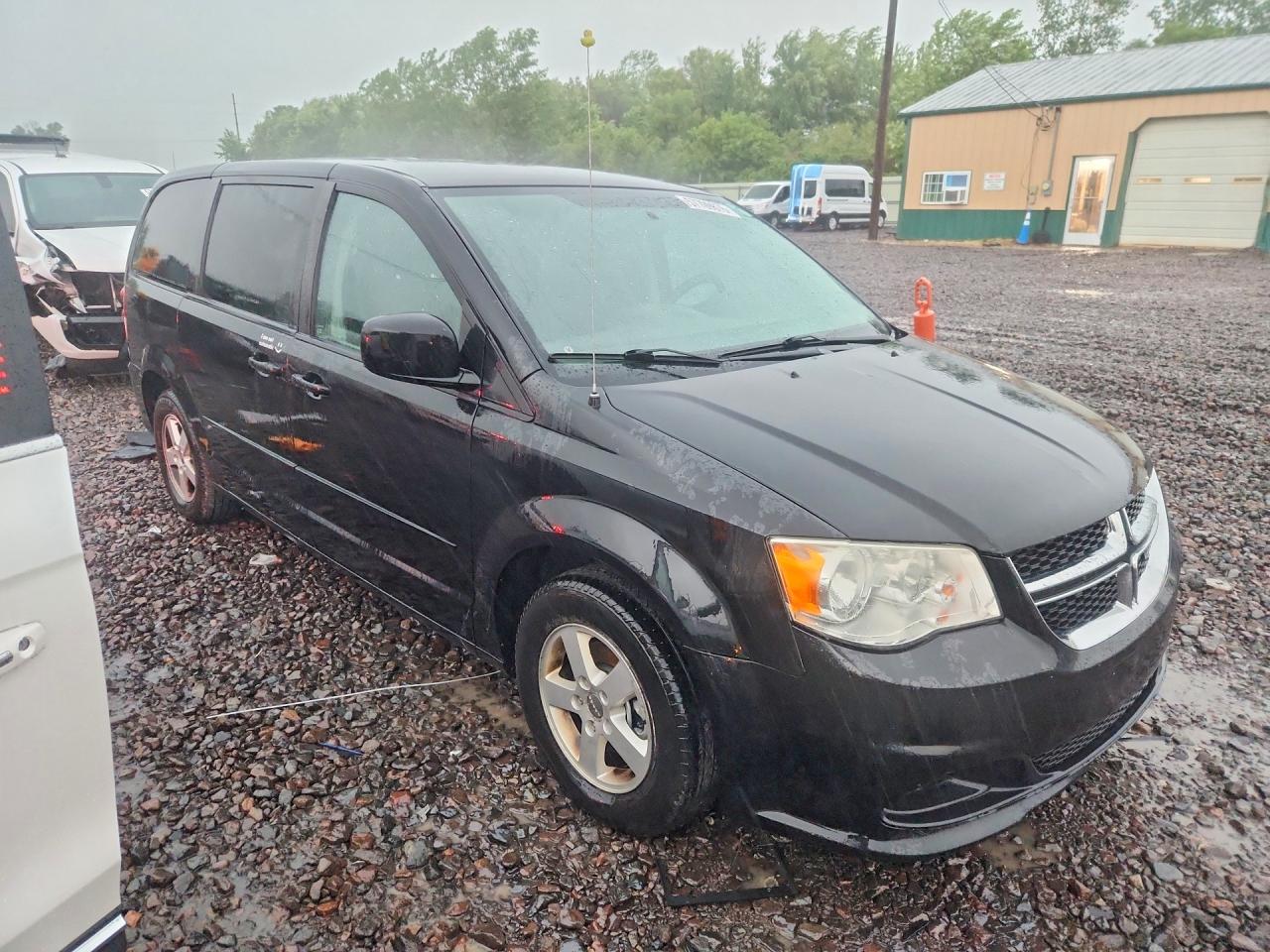 2013 DODGE CARAVAN