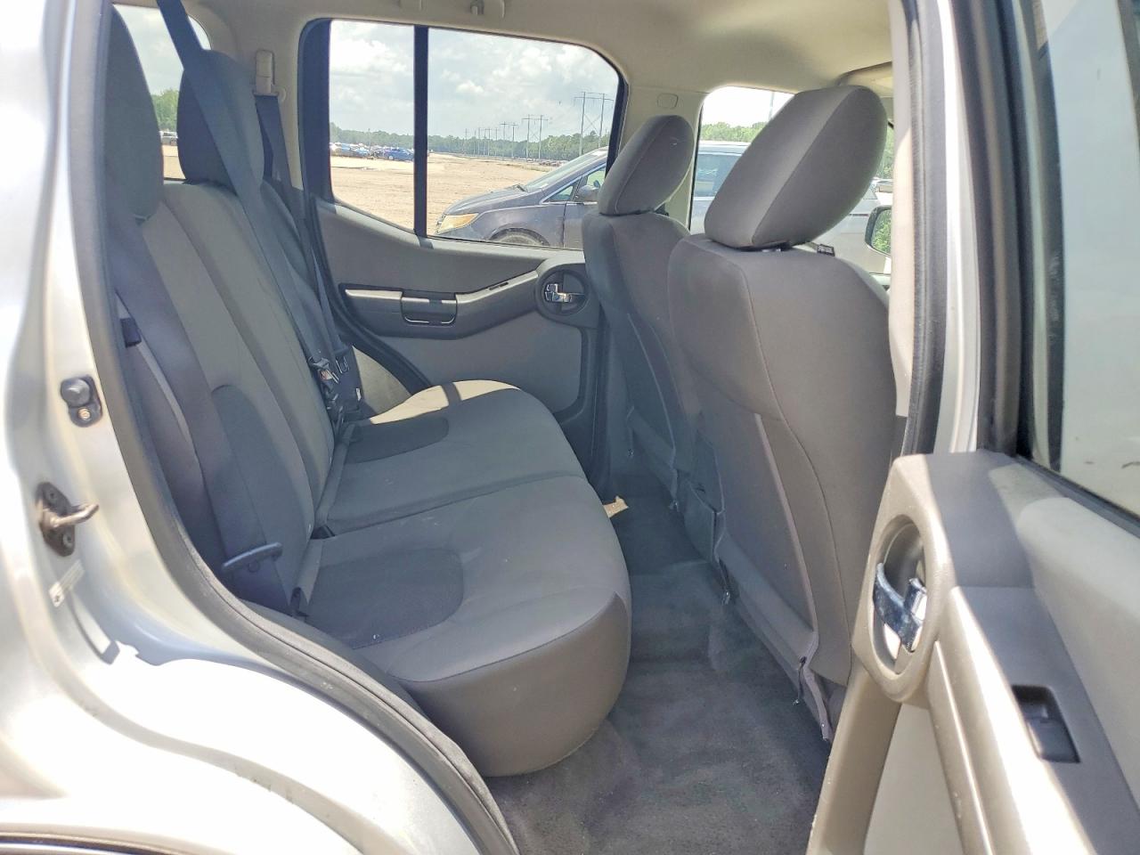 2014 NISSAN XTERRA