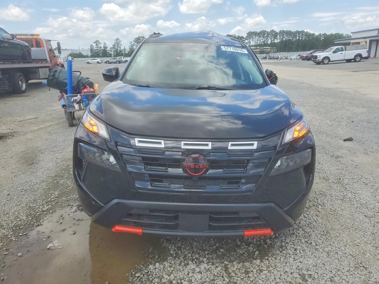 2025 NISSAN ROGUE