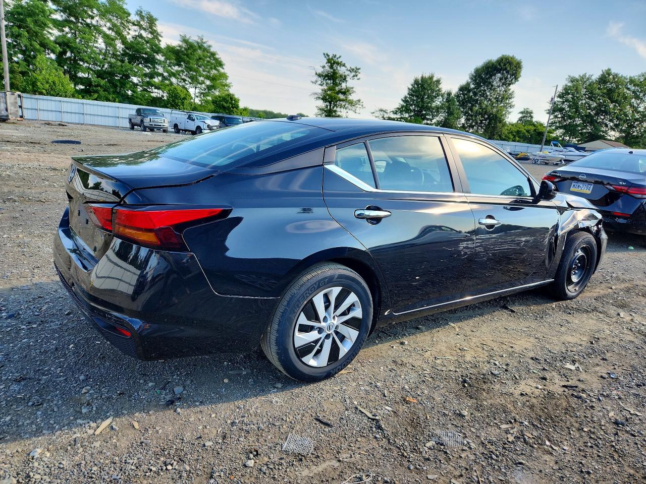 2025 NISSAN ALTIMA