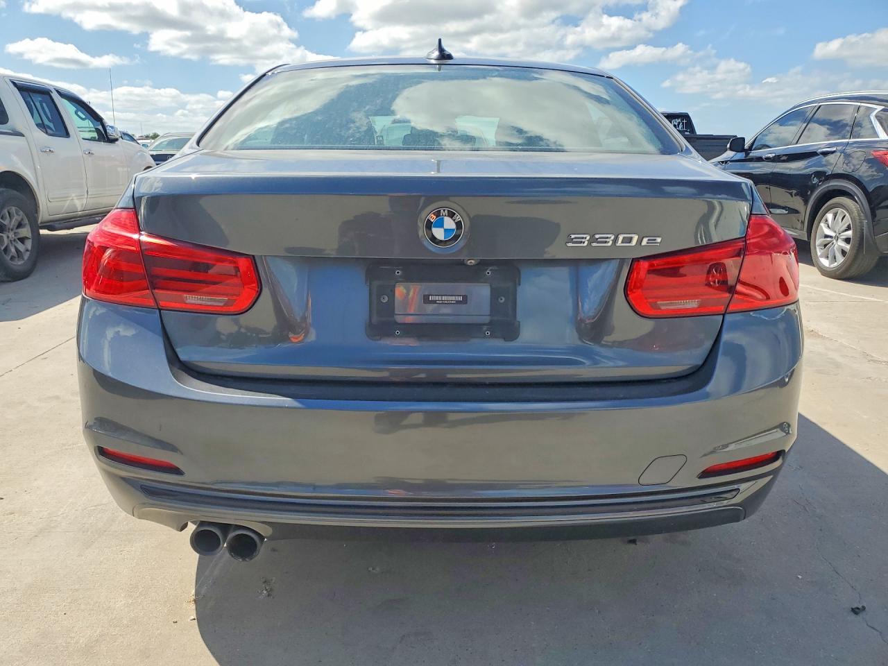 2018 BMW 3 SERIES