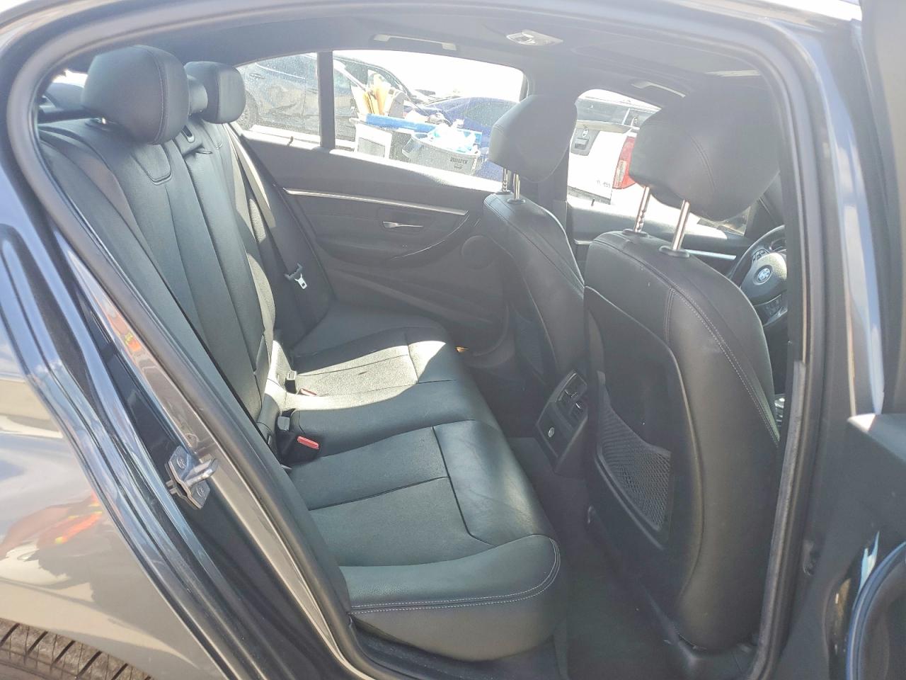 2018 BMW 3 SERIES