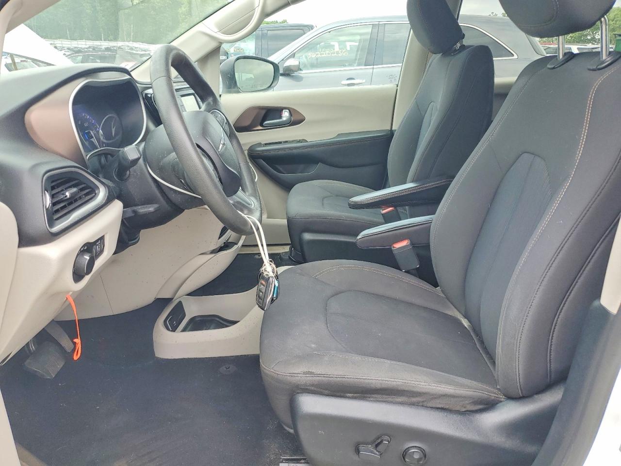 2017 CHRYSLER PACIFICA