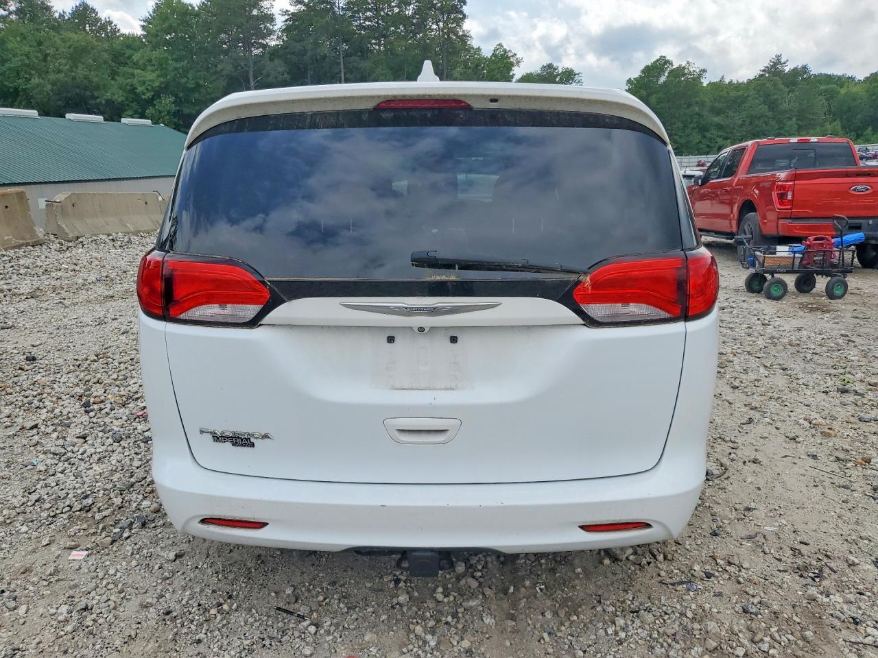 2017 CHRYSLER PACIFICA