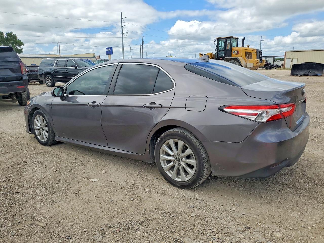 2019 TOYOTA CAMRY