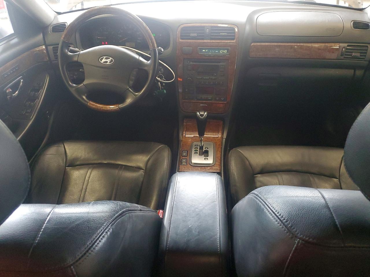 2005 HYUNDAI GRANDEUR
