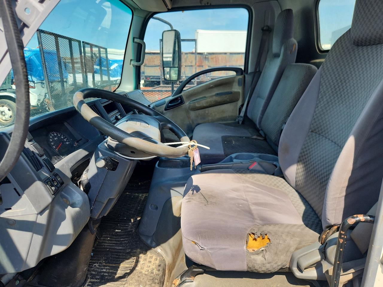 2012 ISUZU NPR