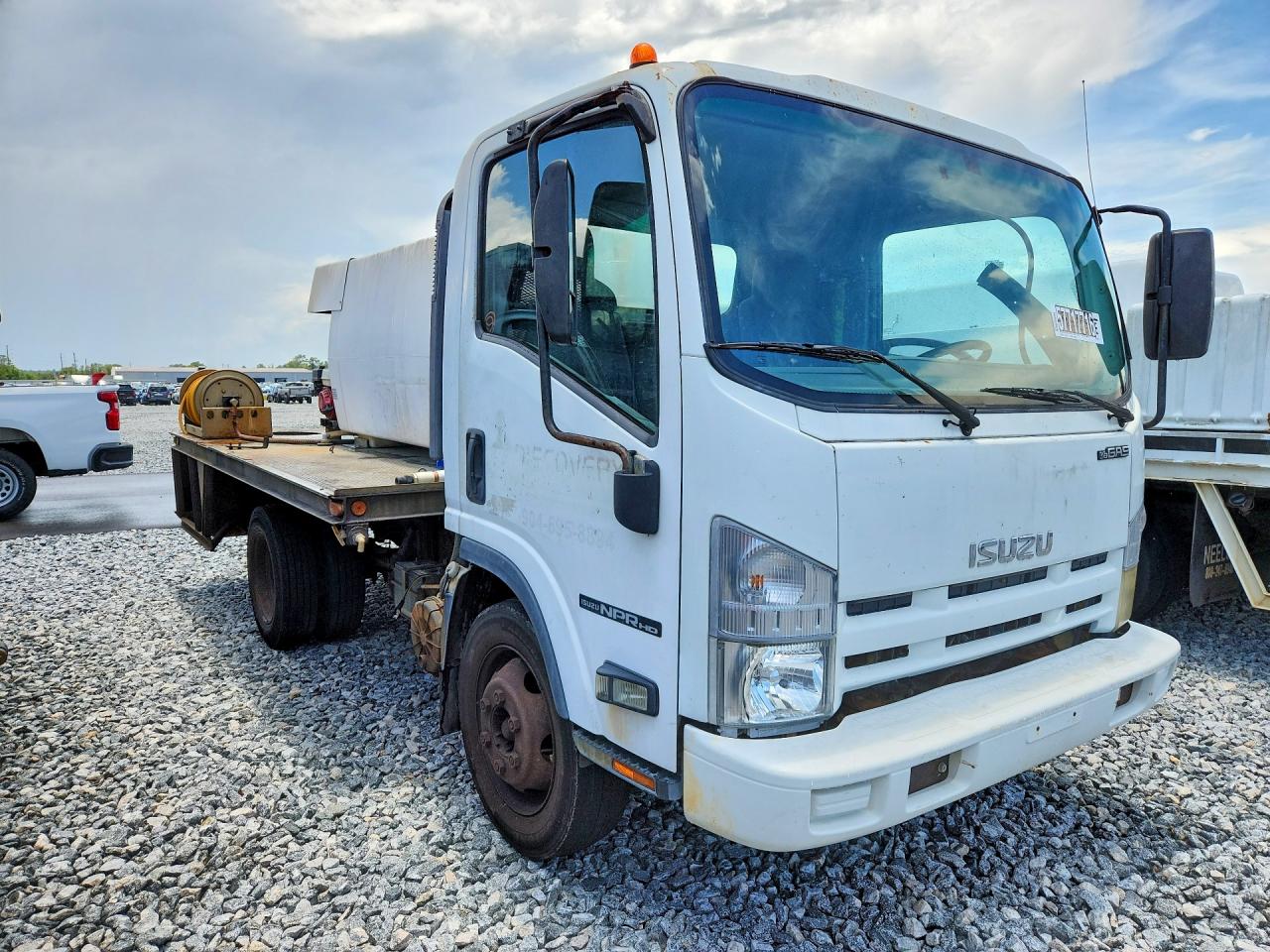 2012 ISUZU NPR