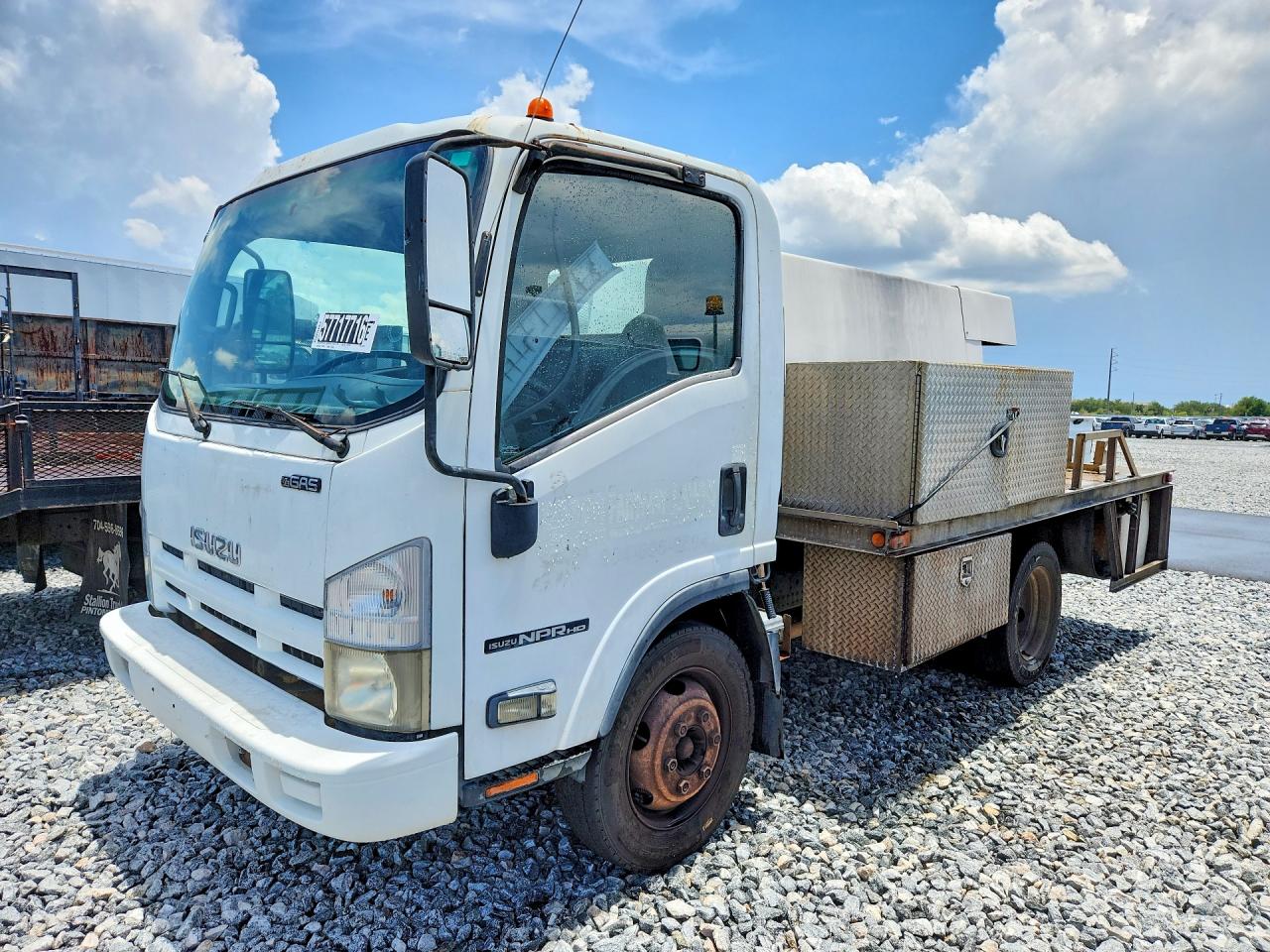 2012 ISUZU NPR