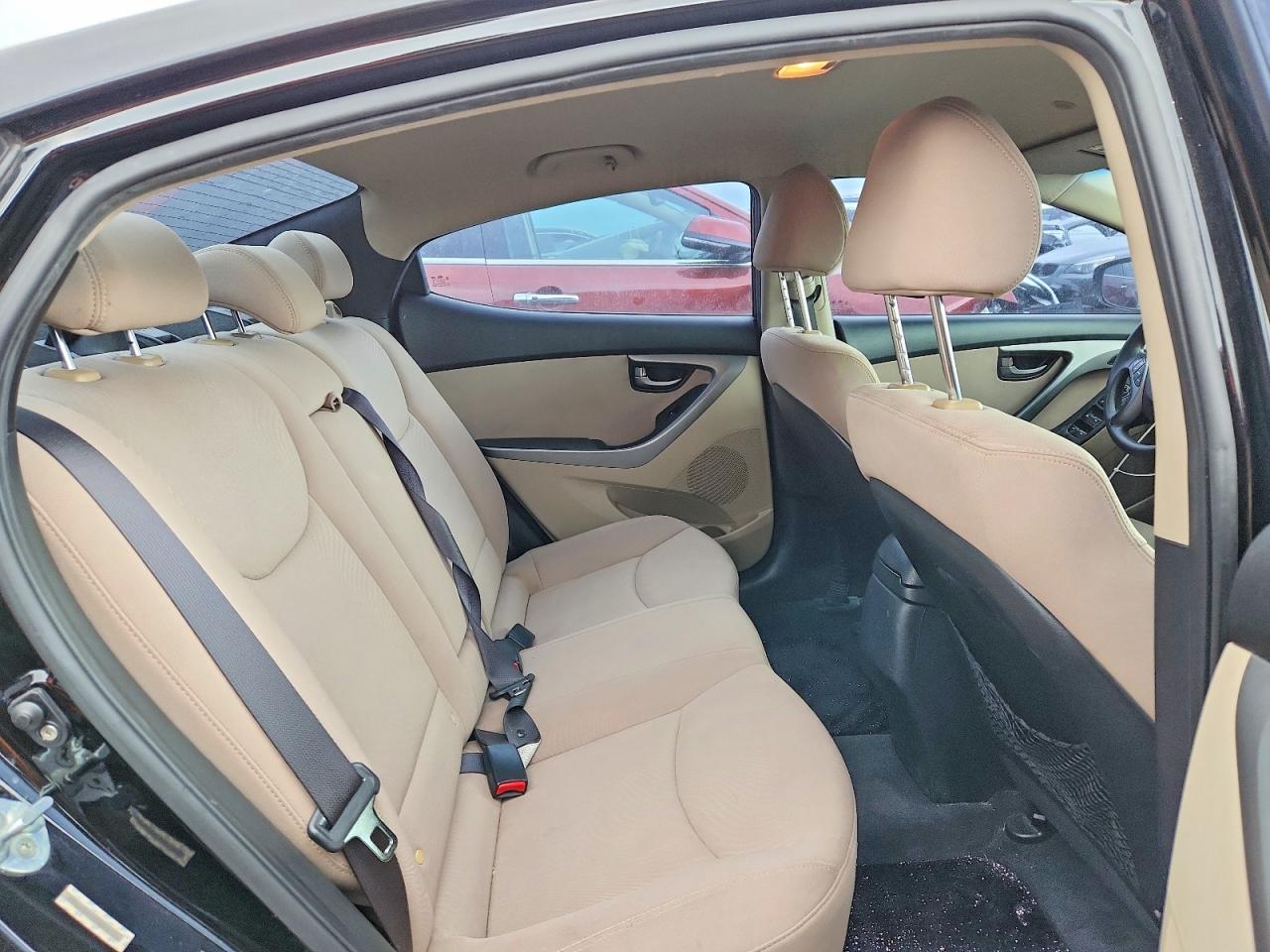 2015 HYUNDAI ELANTRA