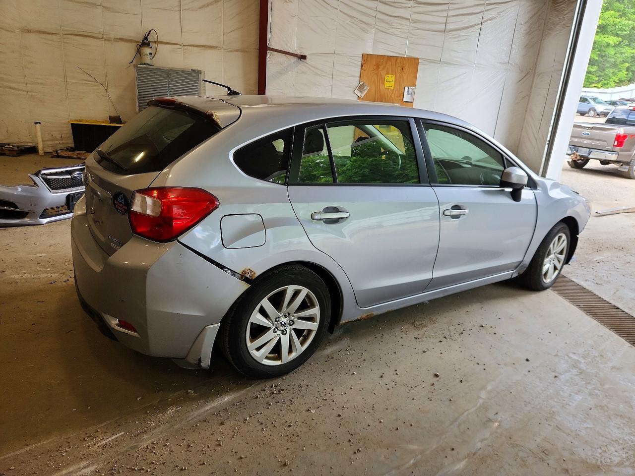 2015 SUBARU IMPREZA